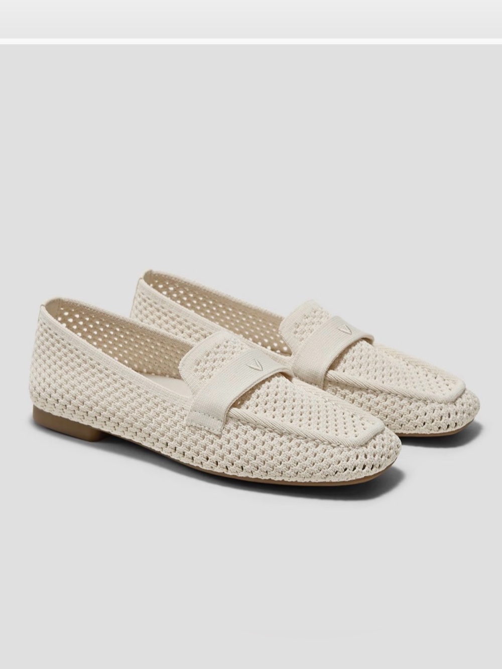 Vivaia new nwob Square-Toe Icon Loafers Silvie cream pale apricot  size 39 US 8
